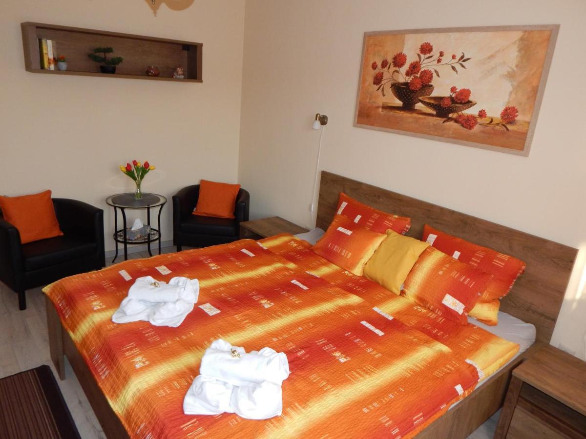 Voelgy Apartman Eger Exterior foto
