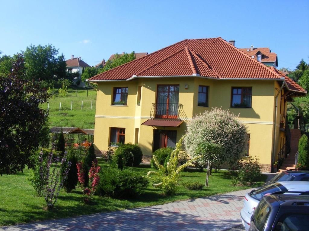 Voelgy Apartman Eger Exterior foto